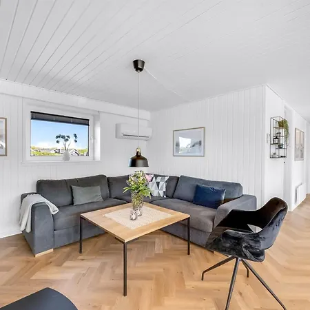 Hillevi - 200m From The Sea By Interhome