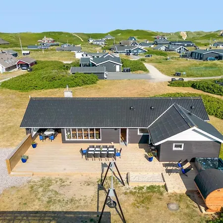 Nyaraló Hillevi - 200m From The Sea By Interhome *